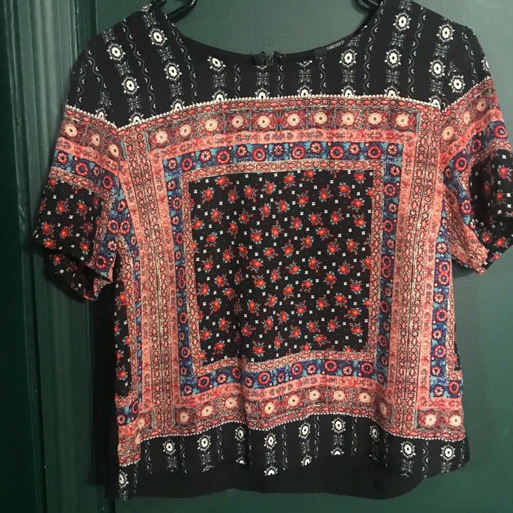 Short sleeve shirt
